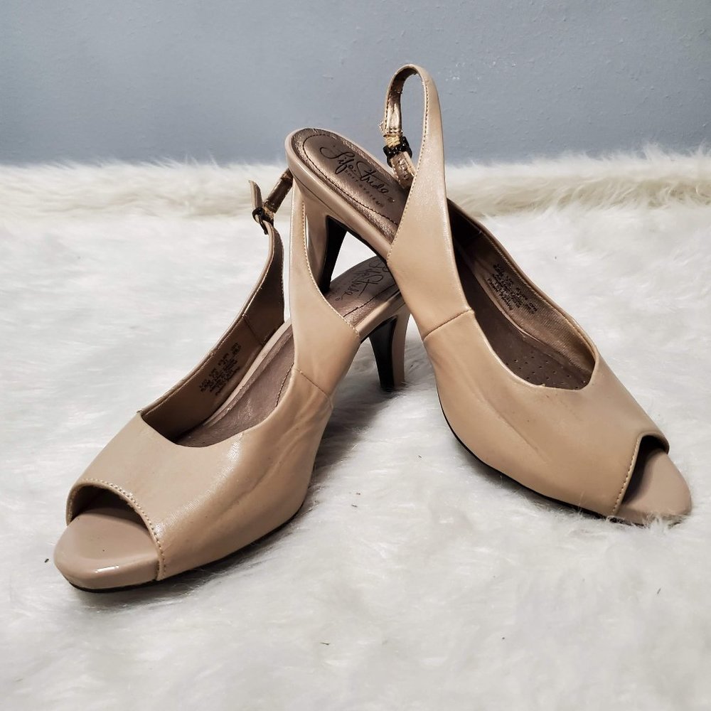 LifeStride Teller Women's Neutral Slingback Dress Heels, 9.5